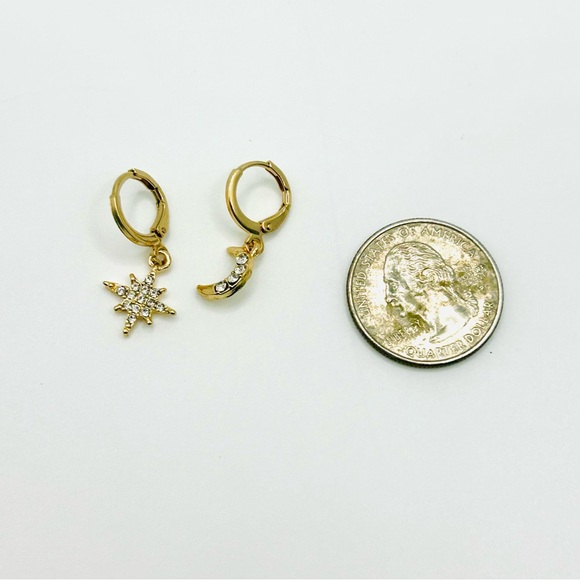 Crescent Moon Star Asymmetrical Rhinestone Earrings BOGO FREE |  NEW! - Picture 3 of 6